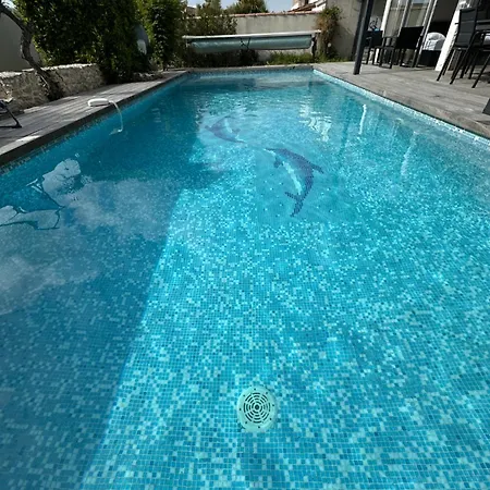 Prázdninový dům Familiale Avec Piscine Privee - 8 Pers - La Rochelle Ile De Re *